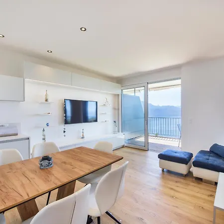 Flat With View Of Léman&swimming Pool Appartement *